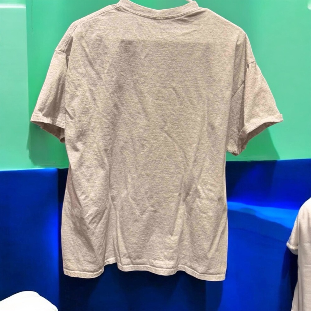 Graphic Tee - Cream with Blue Truck Design XL - Picture 3 of 6